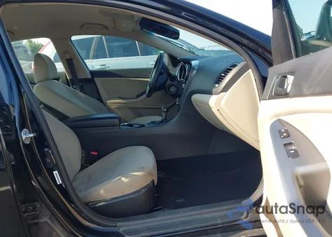 2015 Kia Optima Lx z USA, uszkodzony, nr VIN 5XXGM4A79FG454681